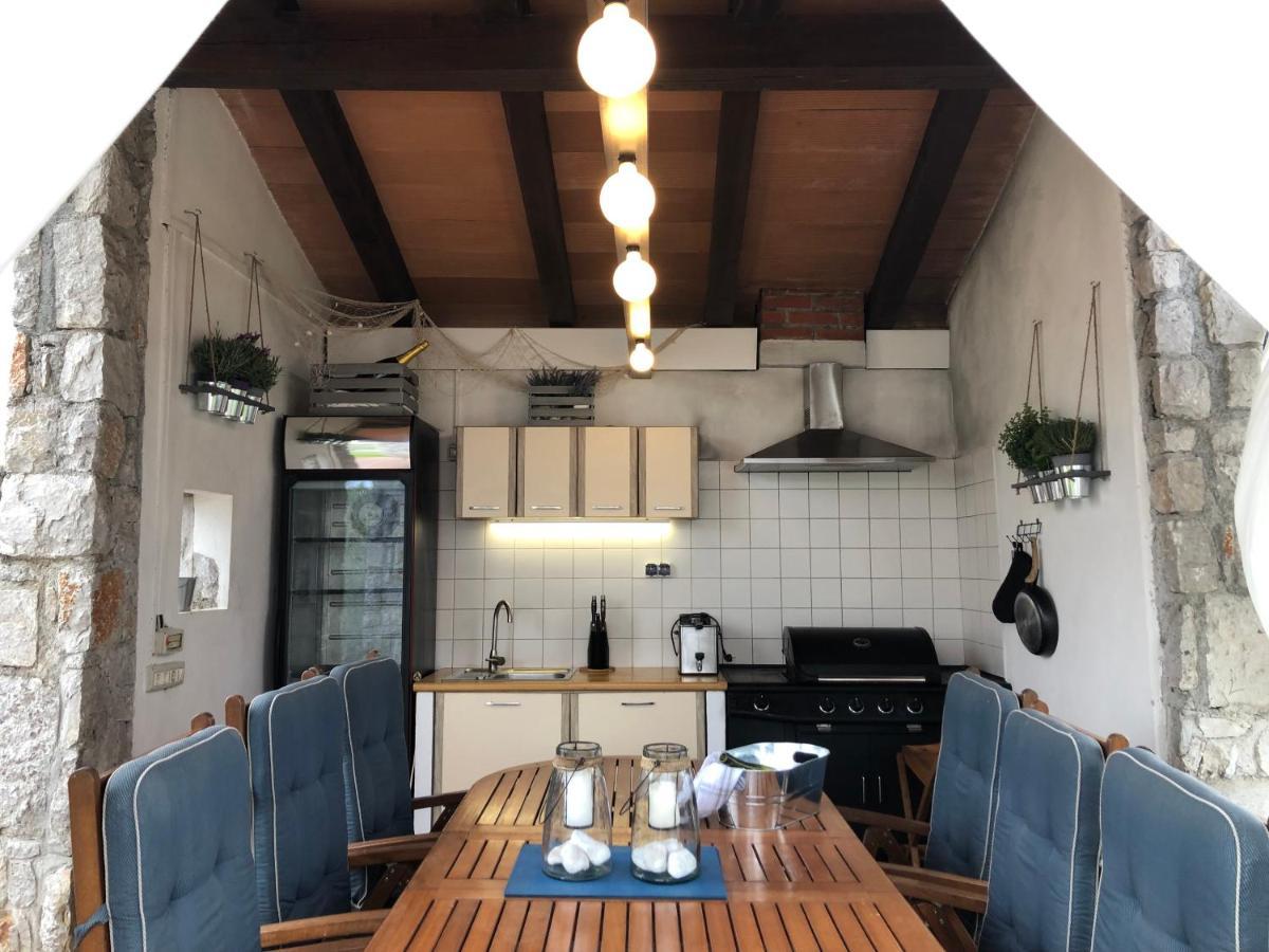 Castle House Rooms, Swimming Pool & Sauna & Tennis Court & Wine Cellar 세자나 외부 사진