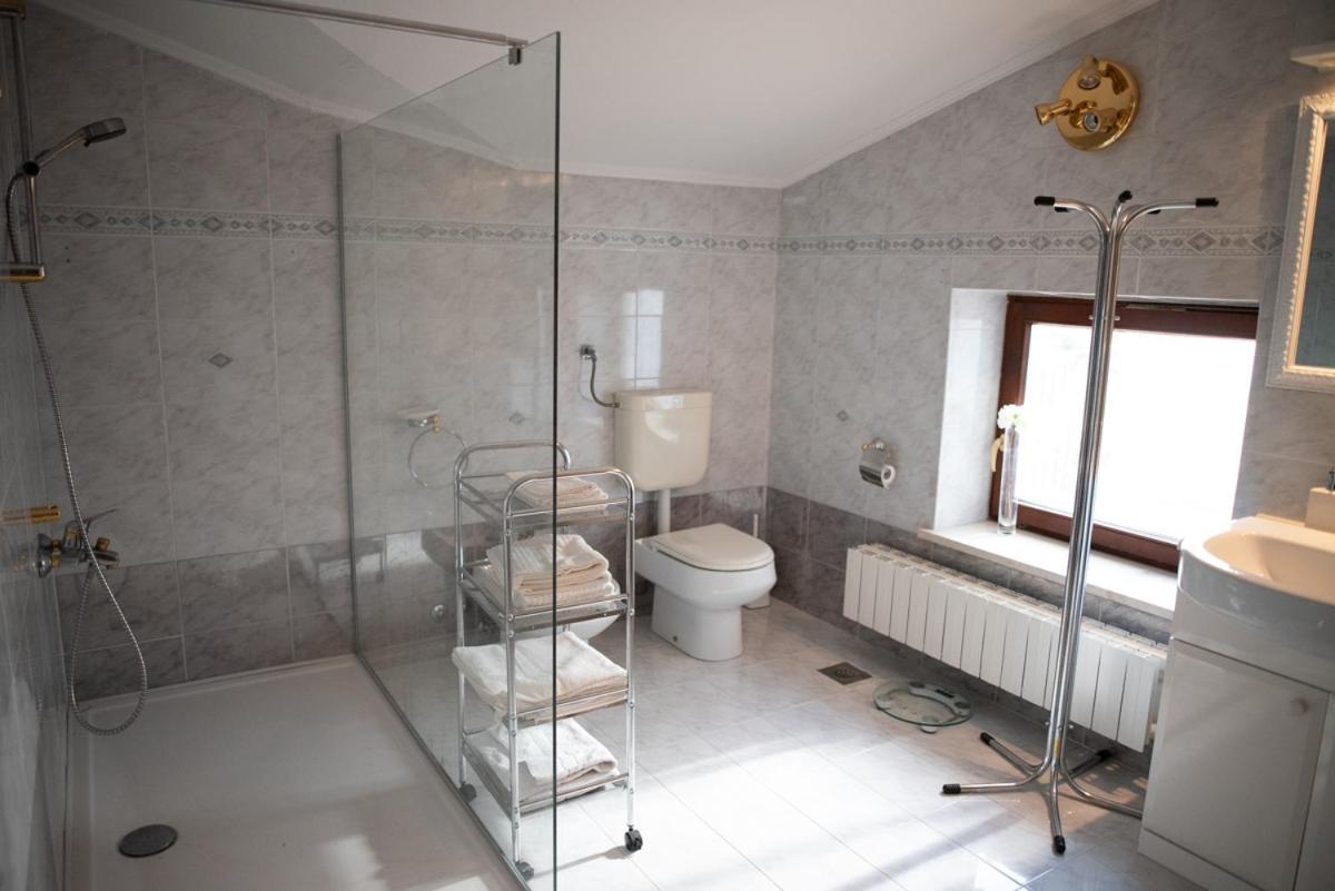 Castle House Rooms, Swimming Pool & Sauna & Tennis Court & Wine Cellar 세자나 외부 사진