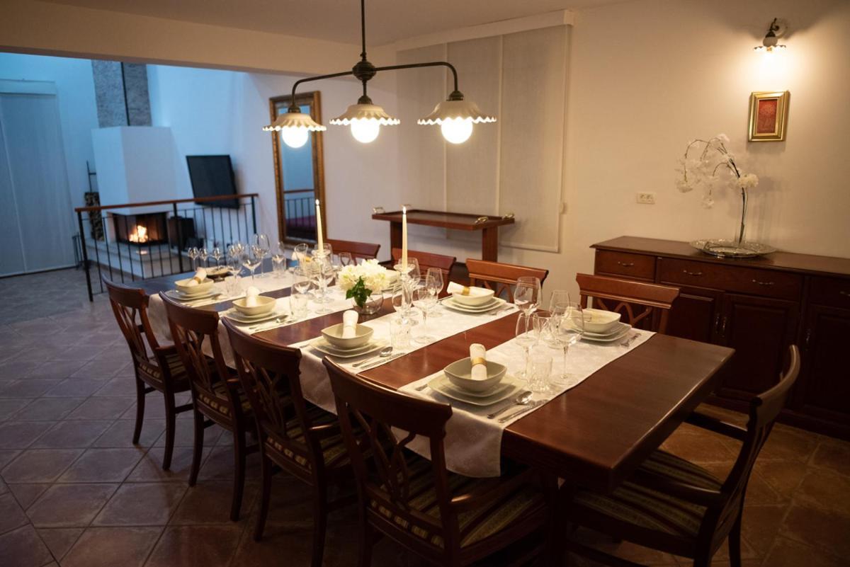 Castle House Rooms, Swimming Pool & Sauna & Tennis Court & Wine Cellar 세자나 외부 사진