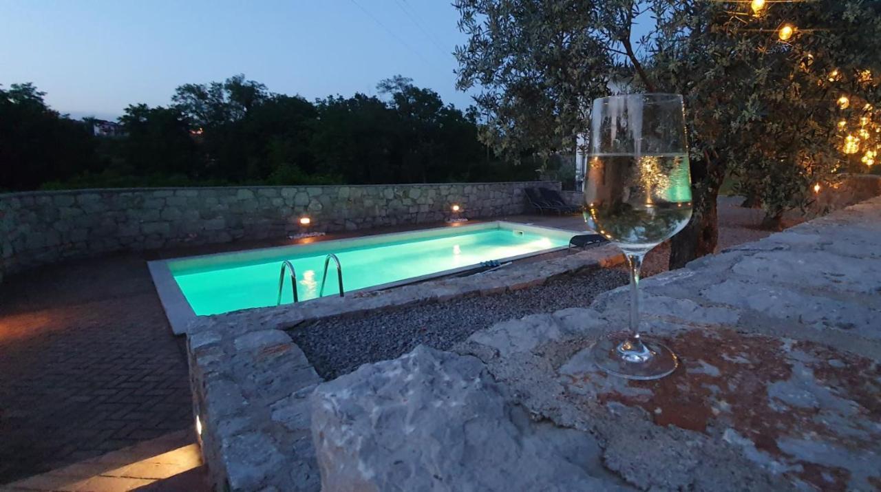 Castle House Rooms, Swimming Pool & Sauna & Tennis Court & Wine Cellar 세자나 외부 사진